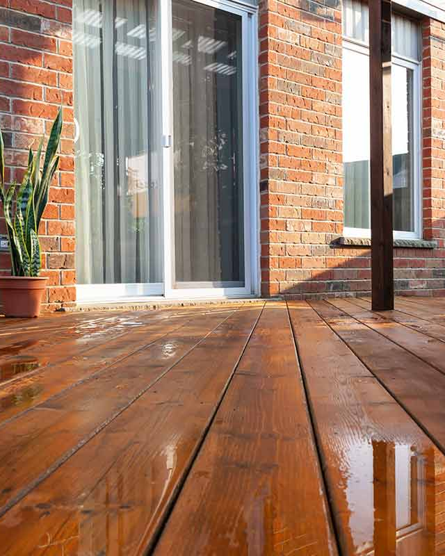 deck staining